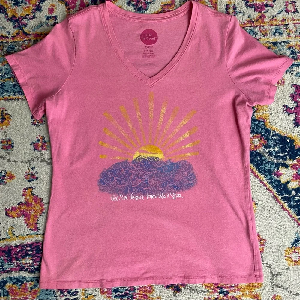Life is good pink classic fit V neck graphic tee womens size small cotton - Picture 1 of 6